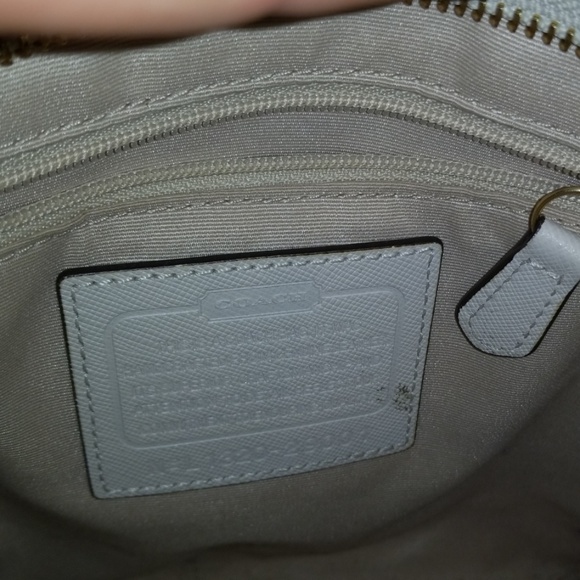 Small coach purse - Picture 2 of 4